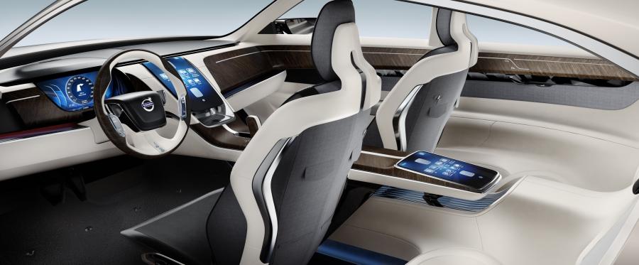 Volvo Concept Universe 2011 года  (фото 10 из 29)